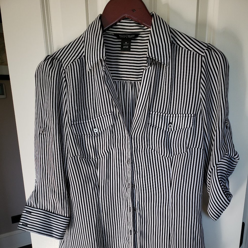 White House Black Market B&W striped blouse - 4